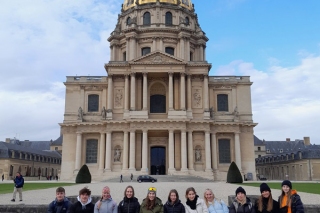 Paris_8L_2023_b