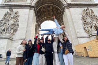 Paris_8L_2023_i