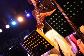 SUM_Jazzit_e
