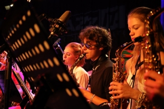 SUM_Jazzit_j