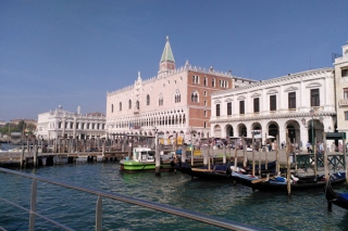 Venedig_2021_n