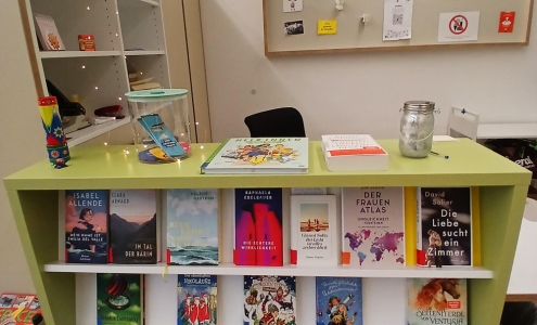 Bibliothek_2025_Schreibtisch